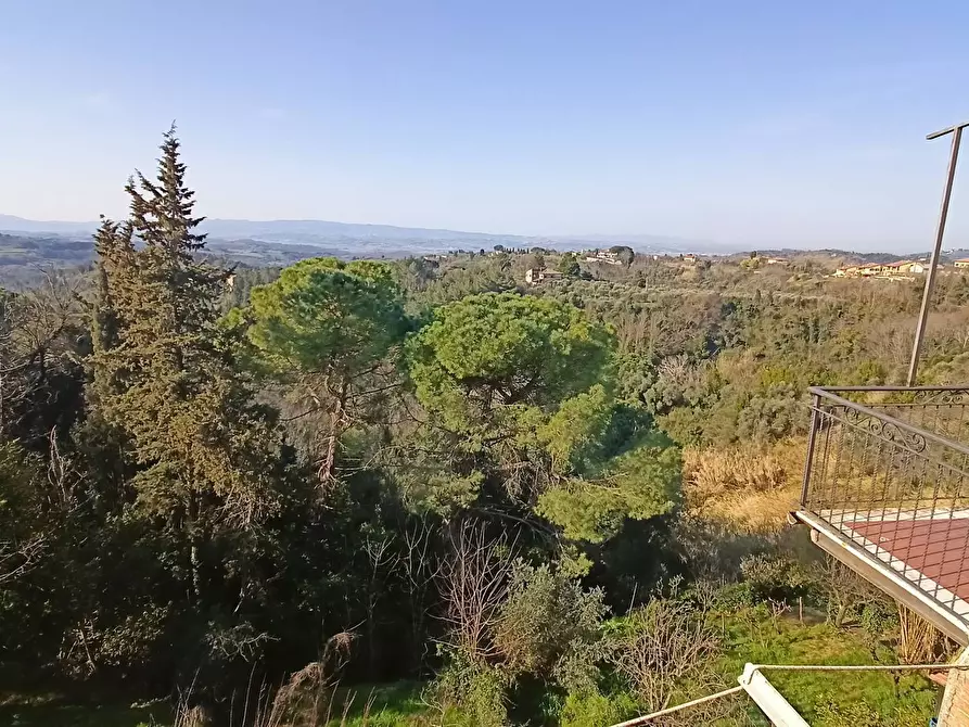 Immagine 16 di Appartamento in vendita  in piazza la pira a Palaia