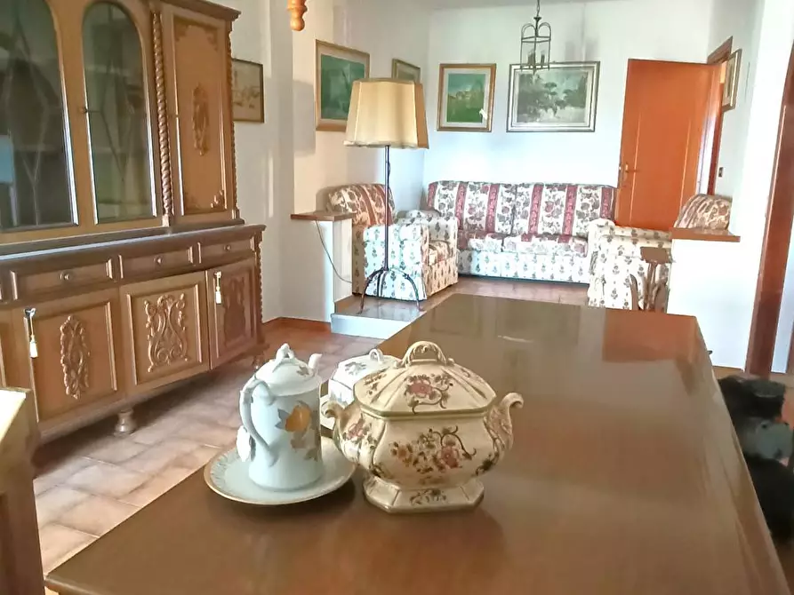 Immagine 7 di Appartamento in vendita  in piazza la pira a Palaia