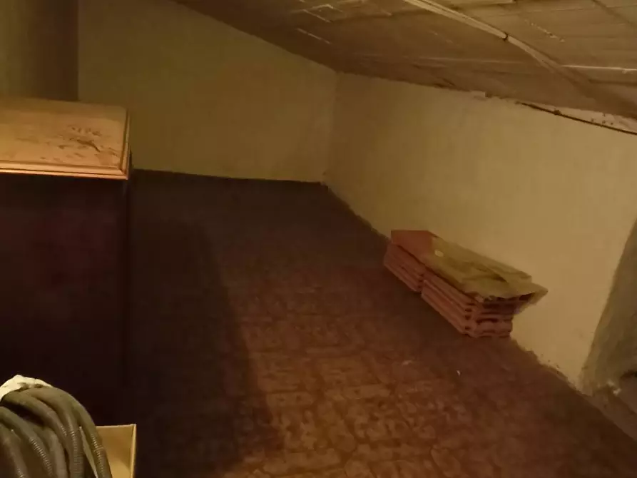 Immagine 23 di Appartamento in vendita  in piazza la pira a Palaia