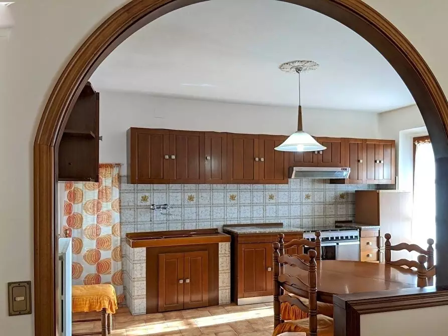 Immagine 2 di Appartamento in vendita  in piazza la pira a Palaia