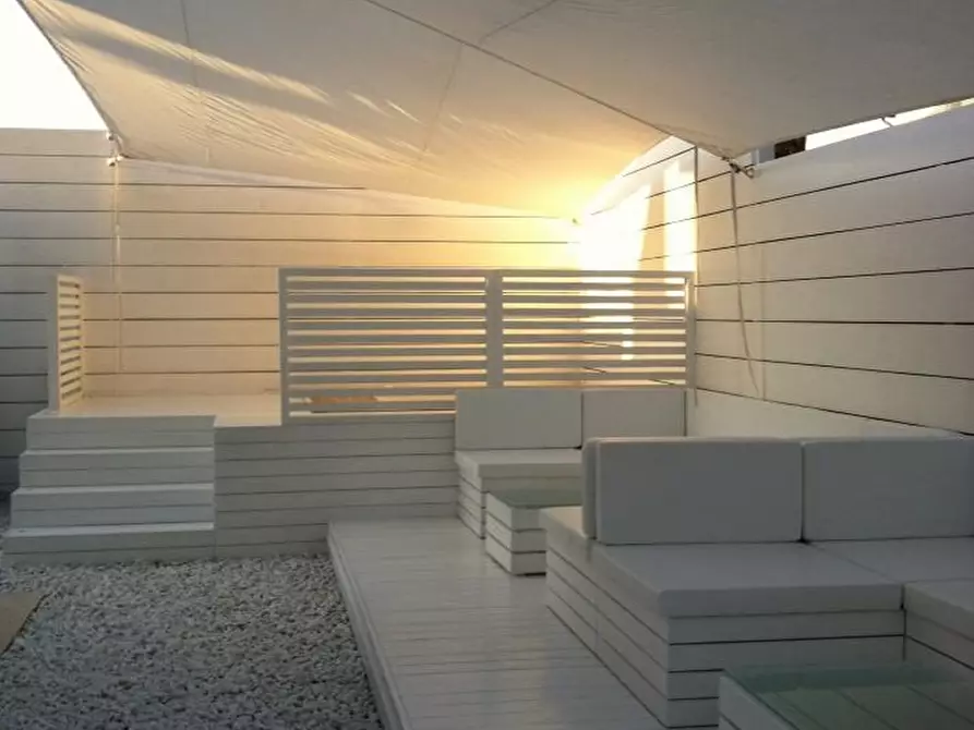 Immagine 13 di Villa in vendita  a Camaiore