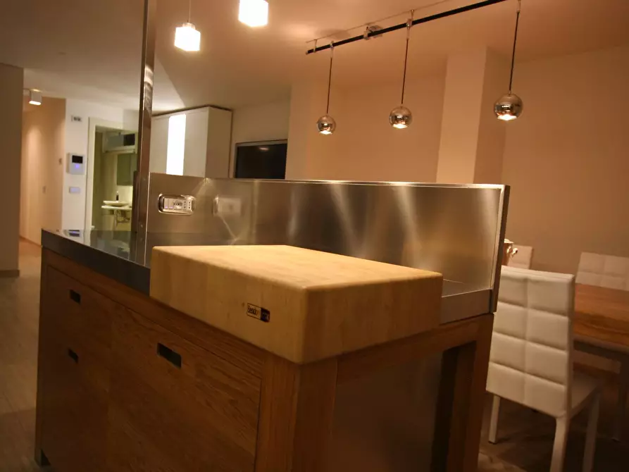 Immagine 29 di Villa in vendita  a Camaiore