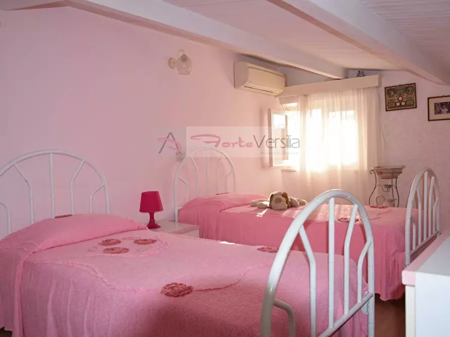 Immagine 29 di Villa in affitto  a Forte Dei Marmi