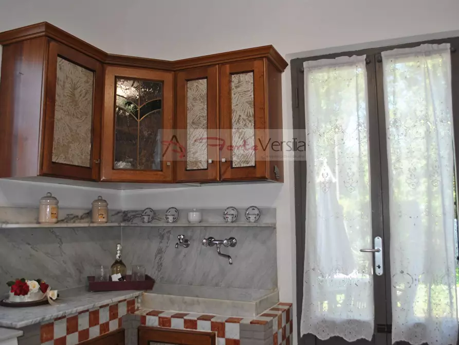 Immagine 14 di Villa in affitto  a Montignoso