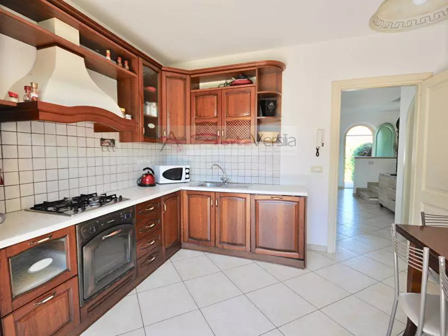 Immagine 11 di Villetta a schiera in affitto  a Seravezza