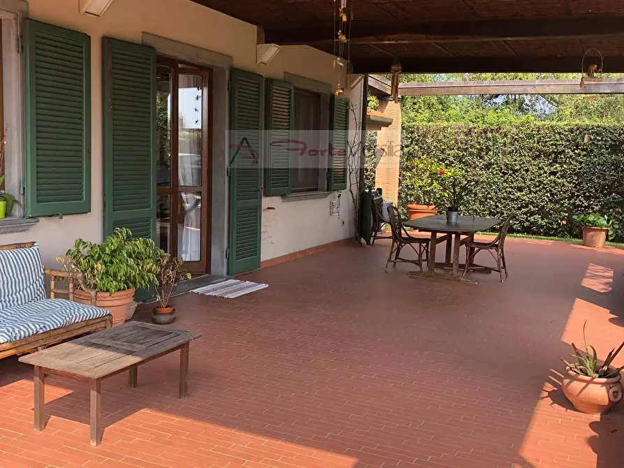 Immagine 1 di Villa in affitto  a Forte Dei Marmi