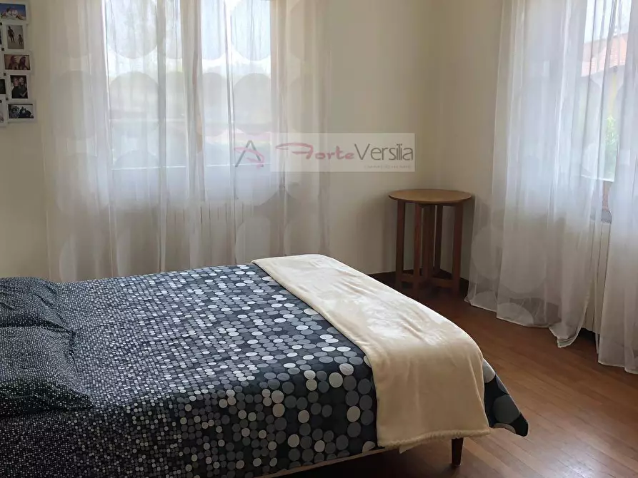 Immagine 12 di Villa in affitto  a Forte Dei Marmi