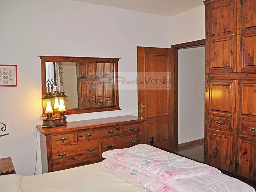 Immagine 13 di Appartamento in affitto  a Seravezza