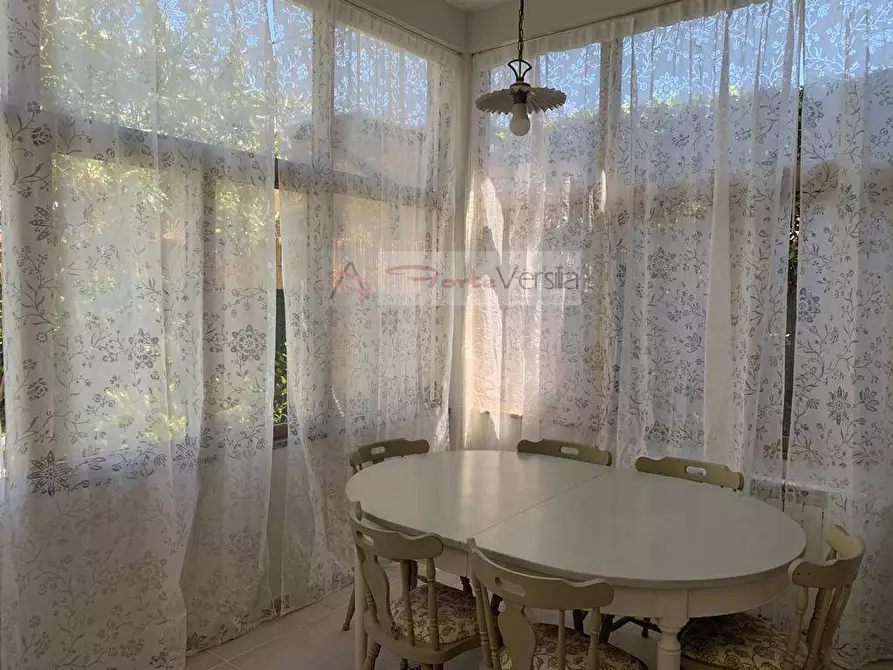 Immagine 3 di Appartamento in affitto  a Pietrasanta