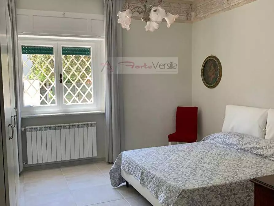 Immagine 7 di Appartamento in affitto  a Pietrasanta