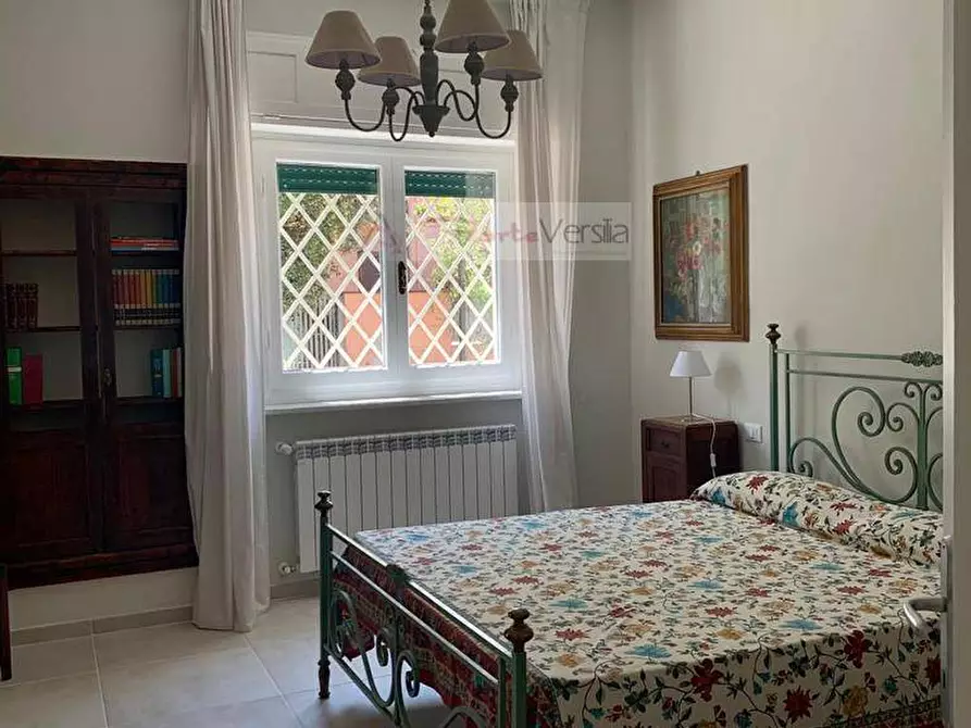 Immagine 9 di Appartamento in affitto  a Pietrasanta