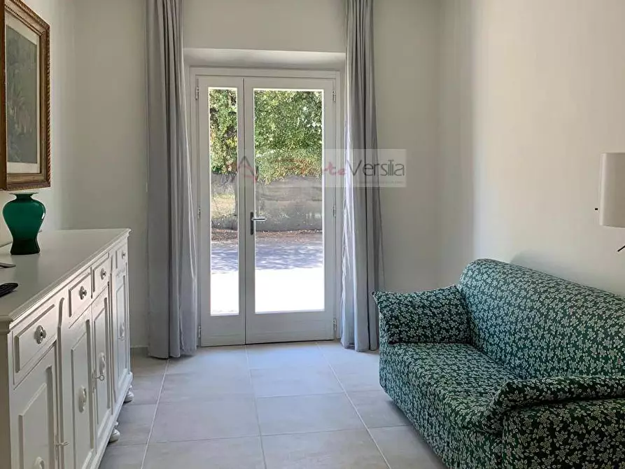 Immagine 11 di Appartamento in affitto  a Pietrasanta