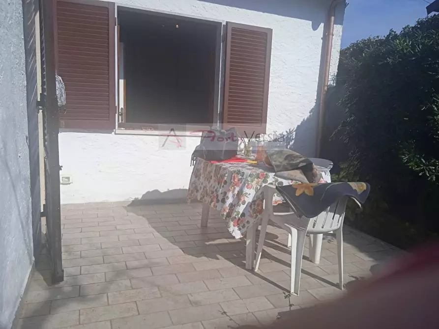Immagine 6 di Casa indipendente in affitto  a Forte Dei Marmi