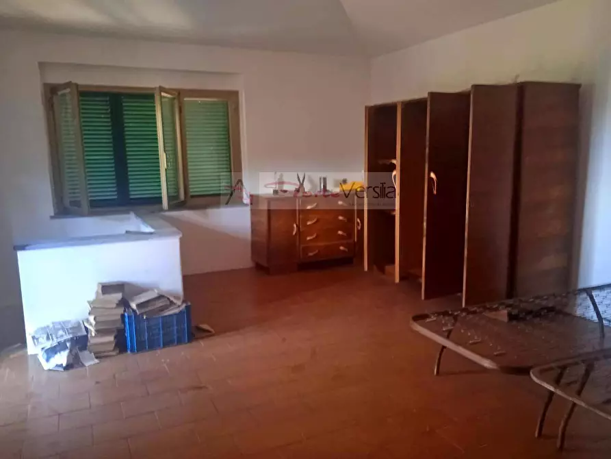 Immagine 21 di Rustico / casale in vendita  a Camaiore