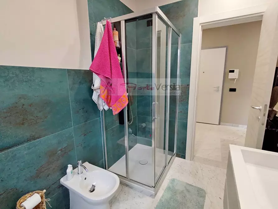 Immagine 19 di Appartamento in vendita  a Pietrasanta