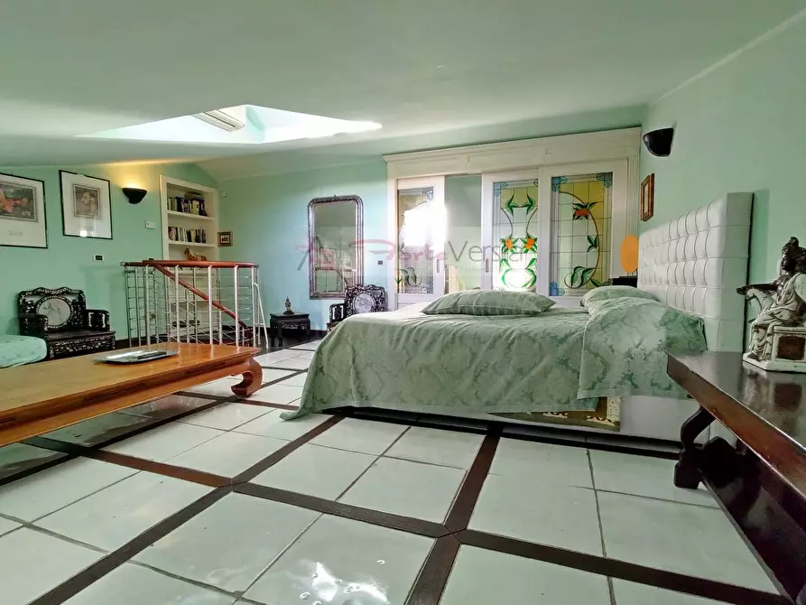 Immagine 27 di Appartamento in vendita  a Pietrasanta