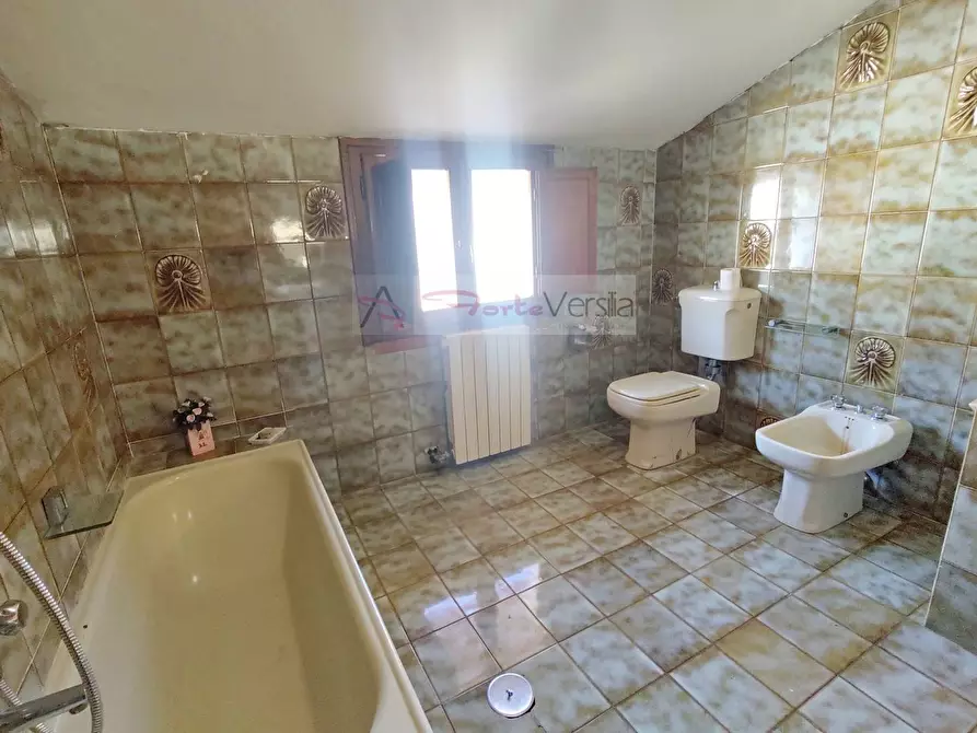 Immagine 12 di Villa in vendita  a Forte Dei Marmi