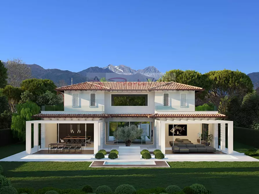 Immagine 1 di Villa in vendita  a Forte Dei Marmi