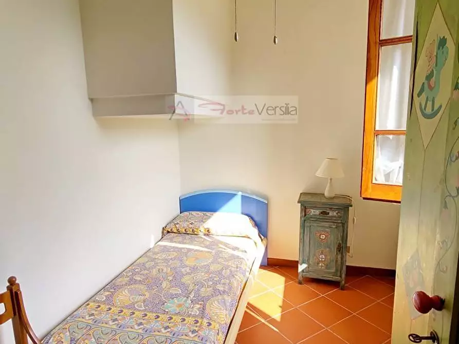 Immagine 18 di Casa semindipendente in affitto  a Forte Dei Marmi