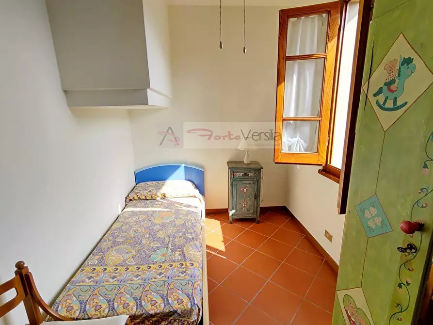 Immagine 19 di Casa semindipendente in affitto  a Forte Dei Marmi