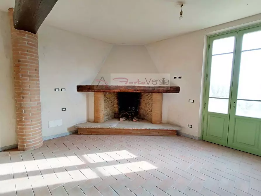 Immagine 4 di Villa in vendita  a Pietrasanta