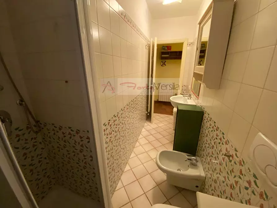 Immagine 5 di Appartamento in affitto  a Pietrasanta
