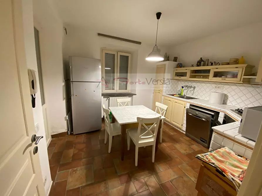 Immagine 11 di Appartamento in affitto  a Pietrasanta