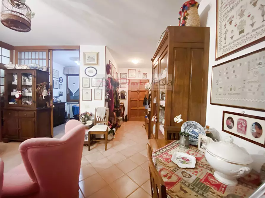 Immagine 5 di Appartamento in vendita  a Forte Dei Marmi