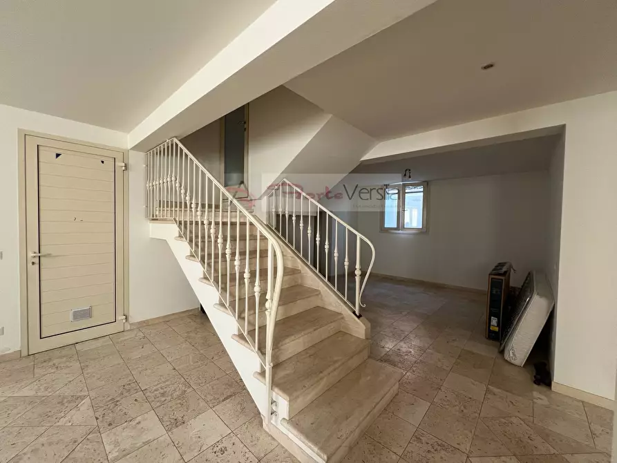 Immagine 24 di Villa in vendita  a Pietrasanta