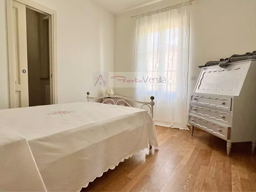 Immagine 18 di Villa in vendita  a Pietrasanta