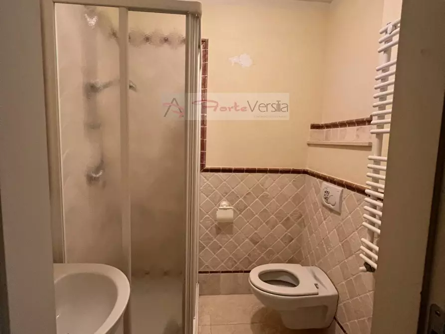 Immagine 14 di Villa in vendita  a Pietrasanta