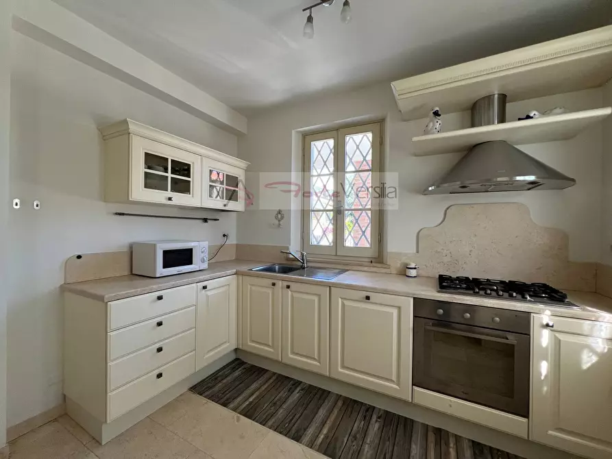 Immagine 13 di Villa in vendita  a Pietrasanta