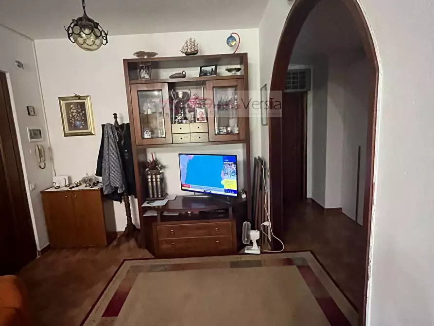 Immagine 4 di Appartamento in vendita  a Massa