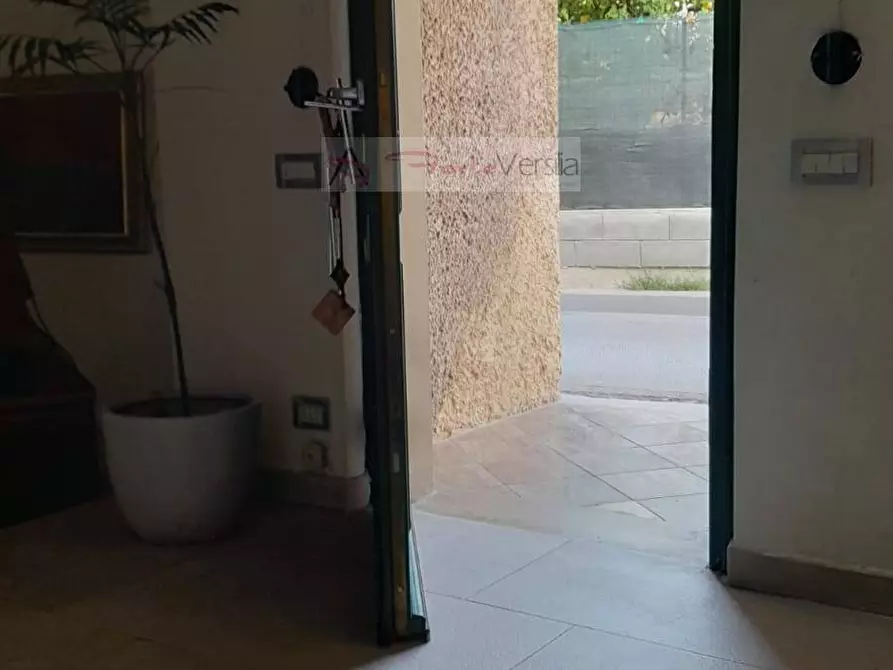 Immagine 3 di Villa in vendita  a Massa