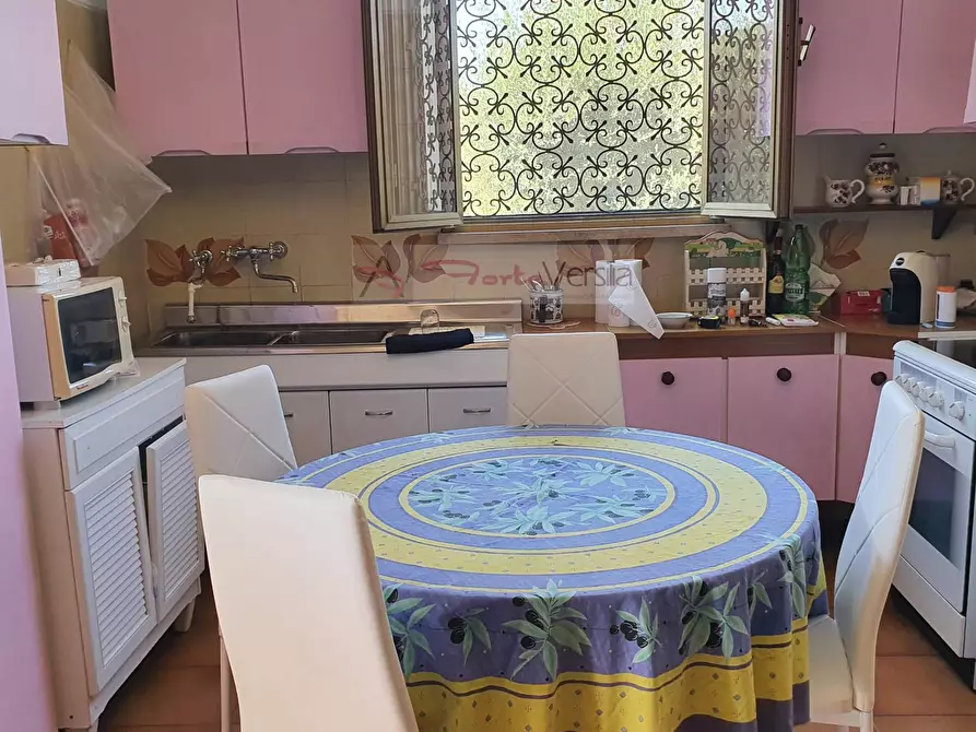 Immagine 3 di Casa indipendente in affitto  a Forte Dei Marmi