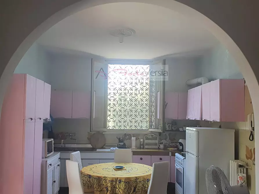 Immagine 2 di Casa indipendente in affitto  a Forte Dei Marmi