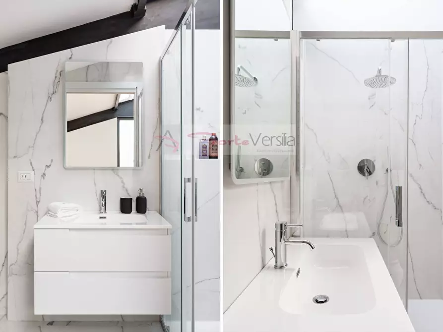 Immagine 30 di Loft/Open space in vendita  a Pietrasanta