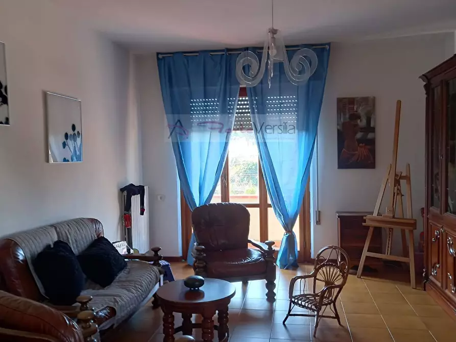 Immagine 1 di Casa indipendente in vendita  a Massa