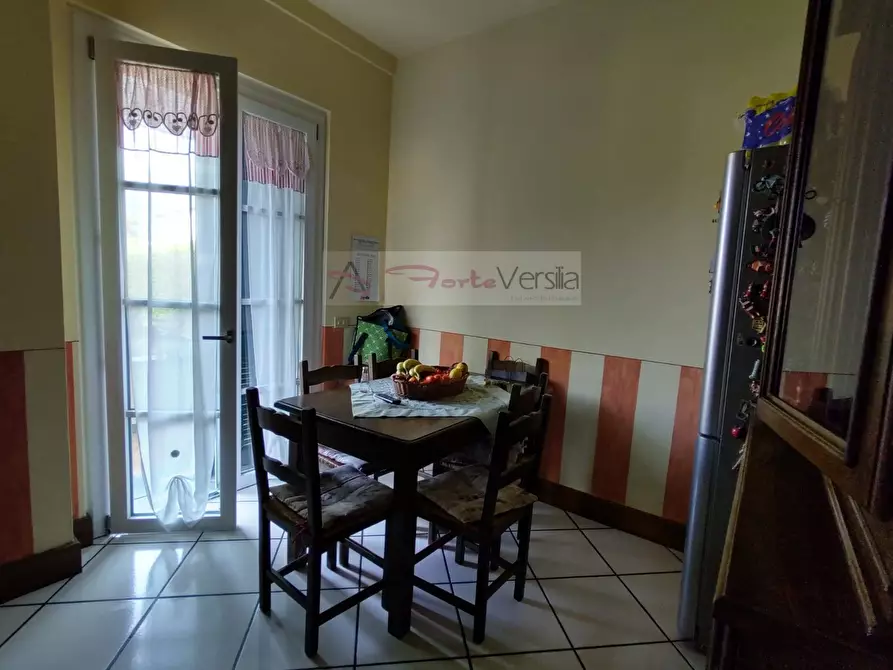 Immagine 10 di Appartamento in vendita  a Forte Dei Marmi