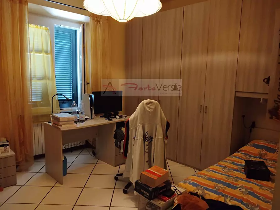 Immagine 17 di Appartamento in vendita  a Forte Dei Marmi