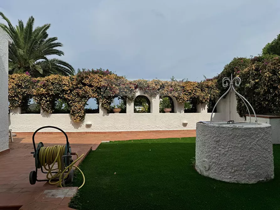 Immagine 11 di Appartamento in vendita  a Ischia