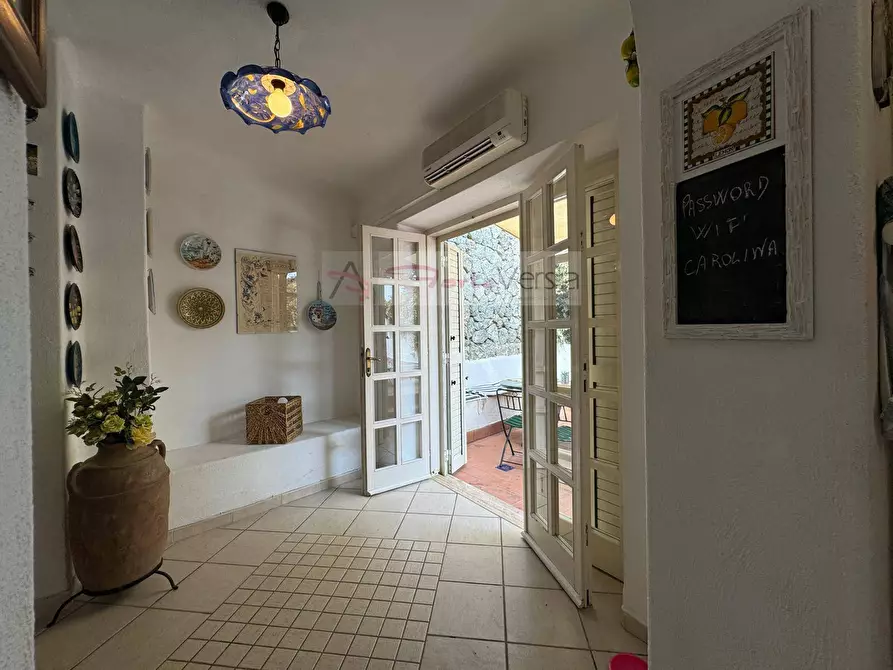 Immagine 21 di Appartamento in vendita  a Ischia