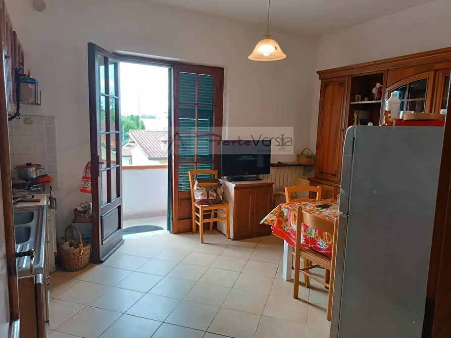 Immagine 8 di Appartamento in vendita  a Pietrasanta