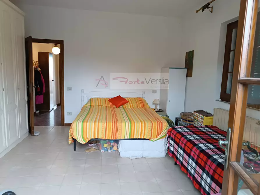 Immagine 10 di Appartamento in vendita  a Pietrasanta