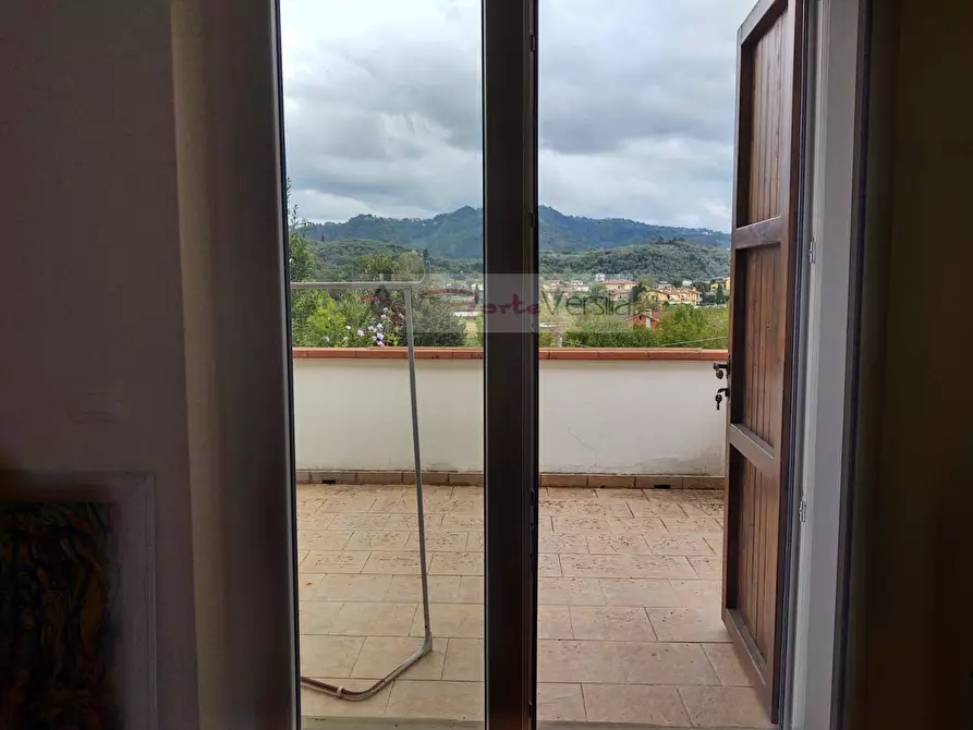 Immagine 27 di Villa in vendita  a Camaiore