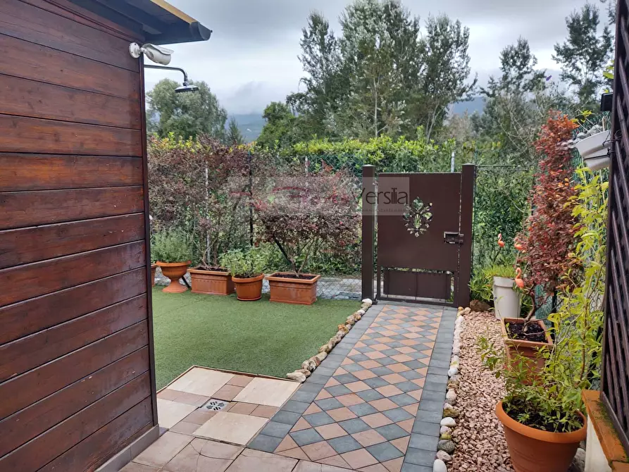 Immagine 6 di Villetta a schiera in vendita  a Forte Dei Marmi