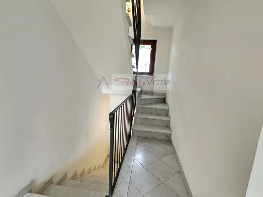 Immagine 30 di Villa in vendita  a Pietrasanta