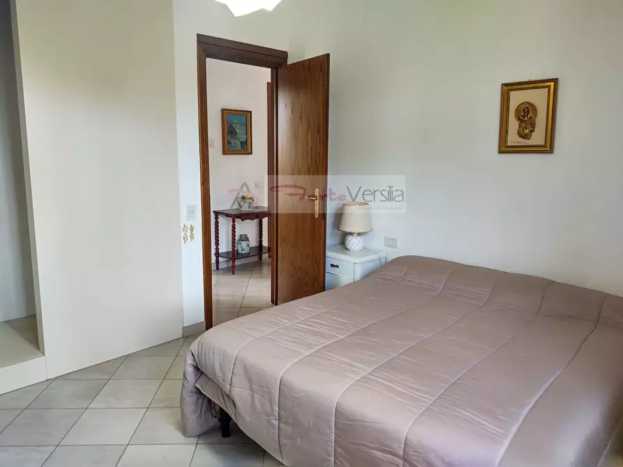 Immagine 25 di Villa in vendita  a Pietrasanta