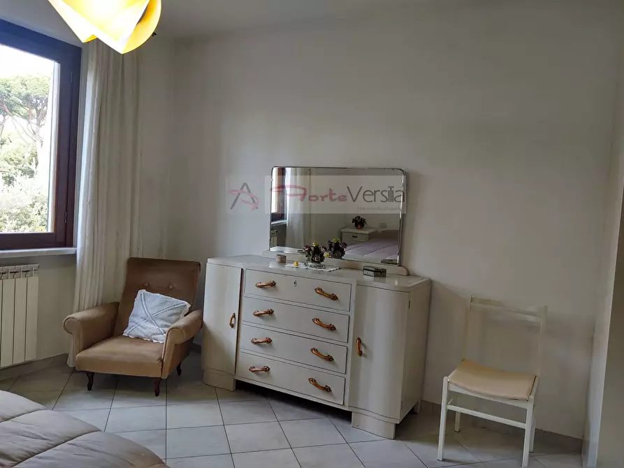 Immagine 28 di Villa in vendita  a Pietrasanta