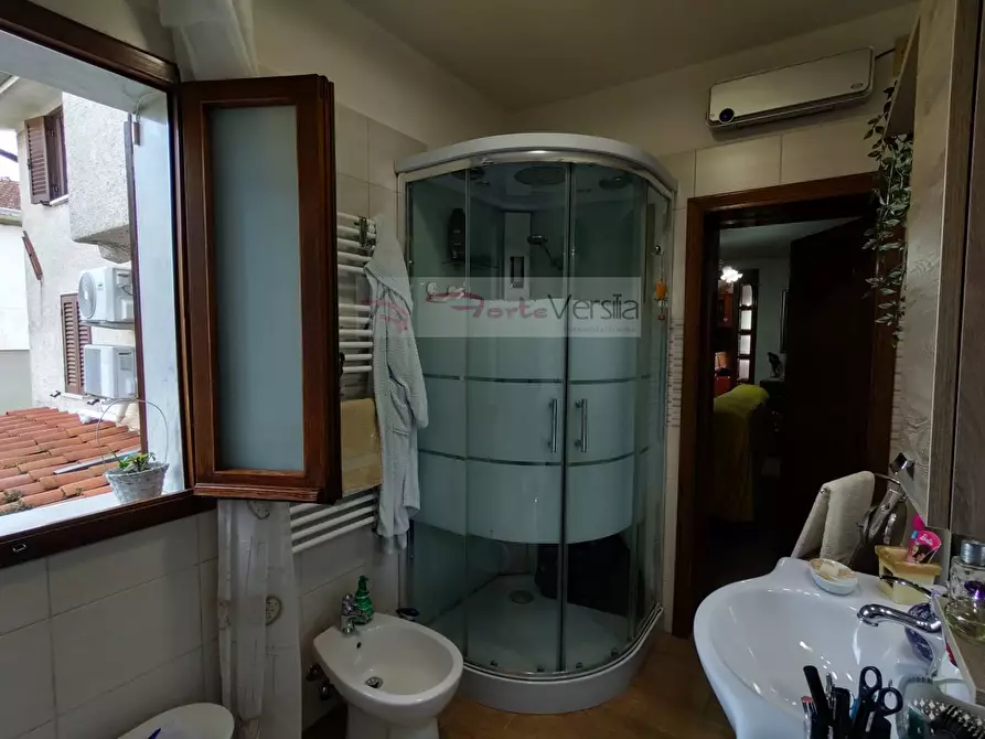 Immagine 20 di Casa semindipendente in vendita  a Pietrasanta